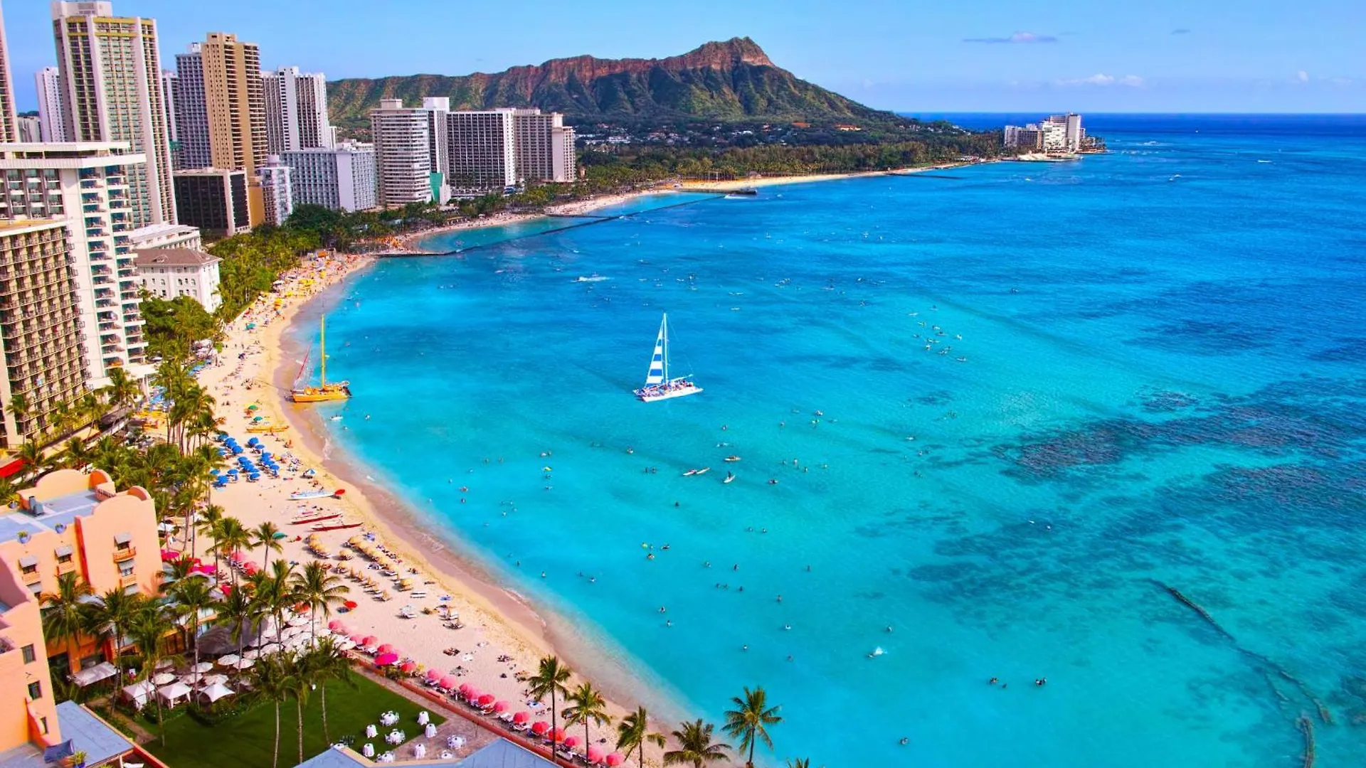 Апартаменты Waikiki Banyan Fabulous Ocean View Condo With Free Parking Гонолулу