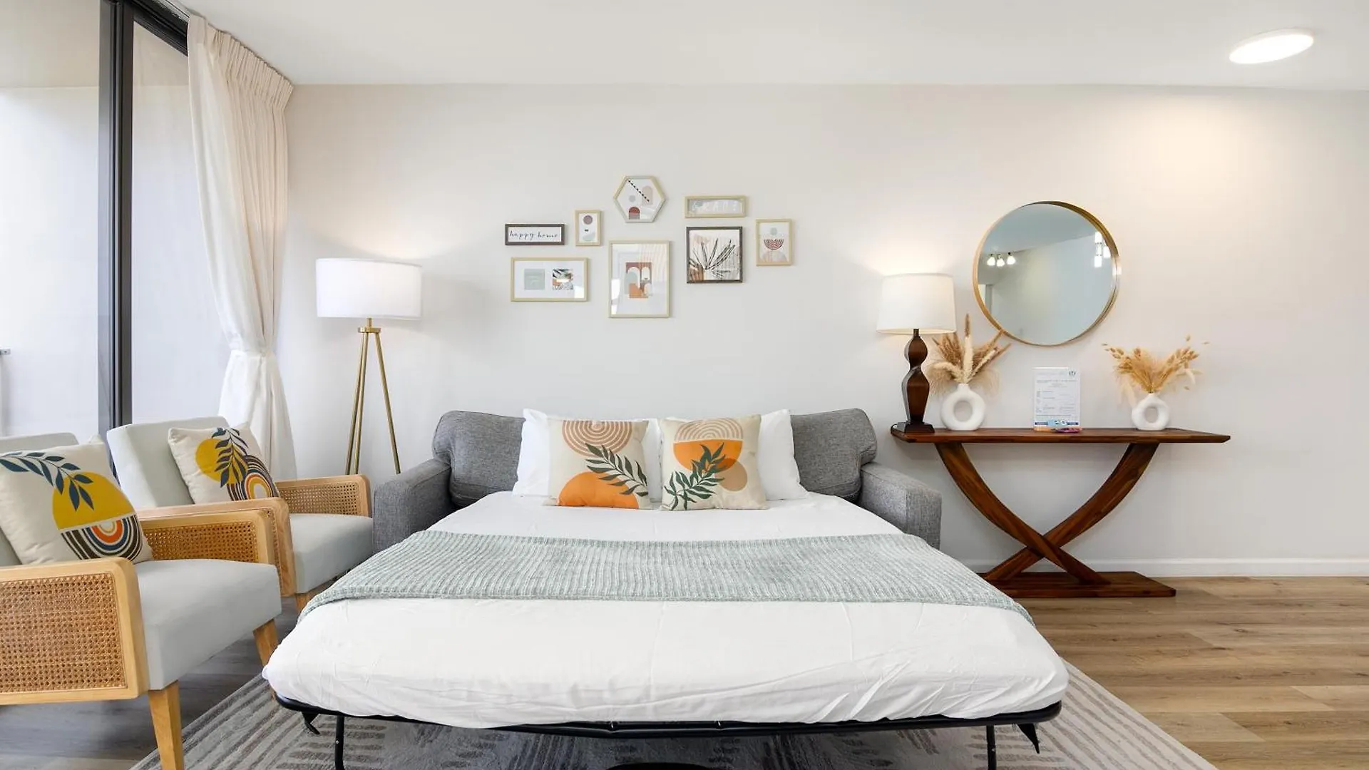 Waikiki Banyan Fabulous Ocean View Condo With Free Parking Гонолулу